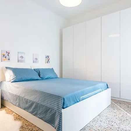 Fiera Apartment *